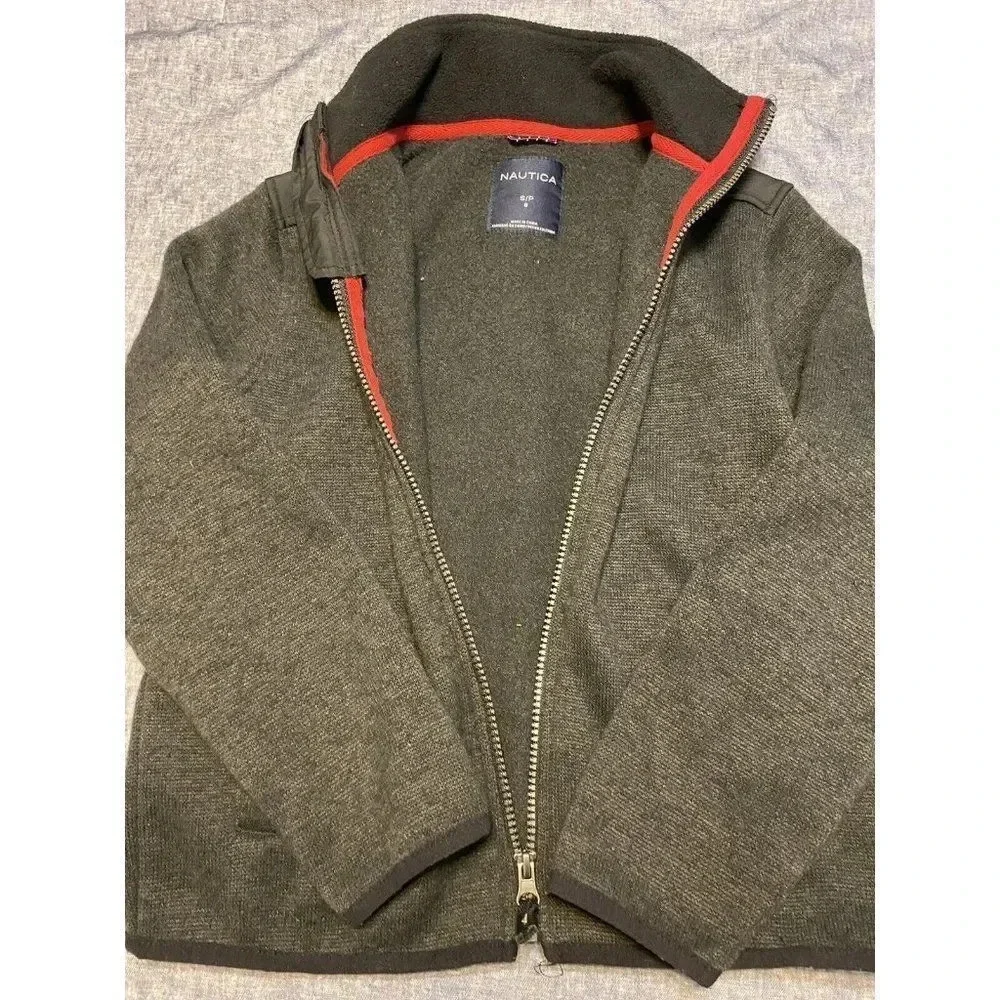 Nautica Boy's Size Small Gray Fleece Zip Front Jacket Black Vinyl Shoulder